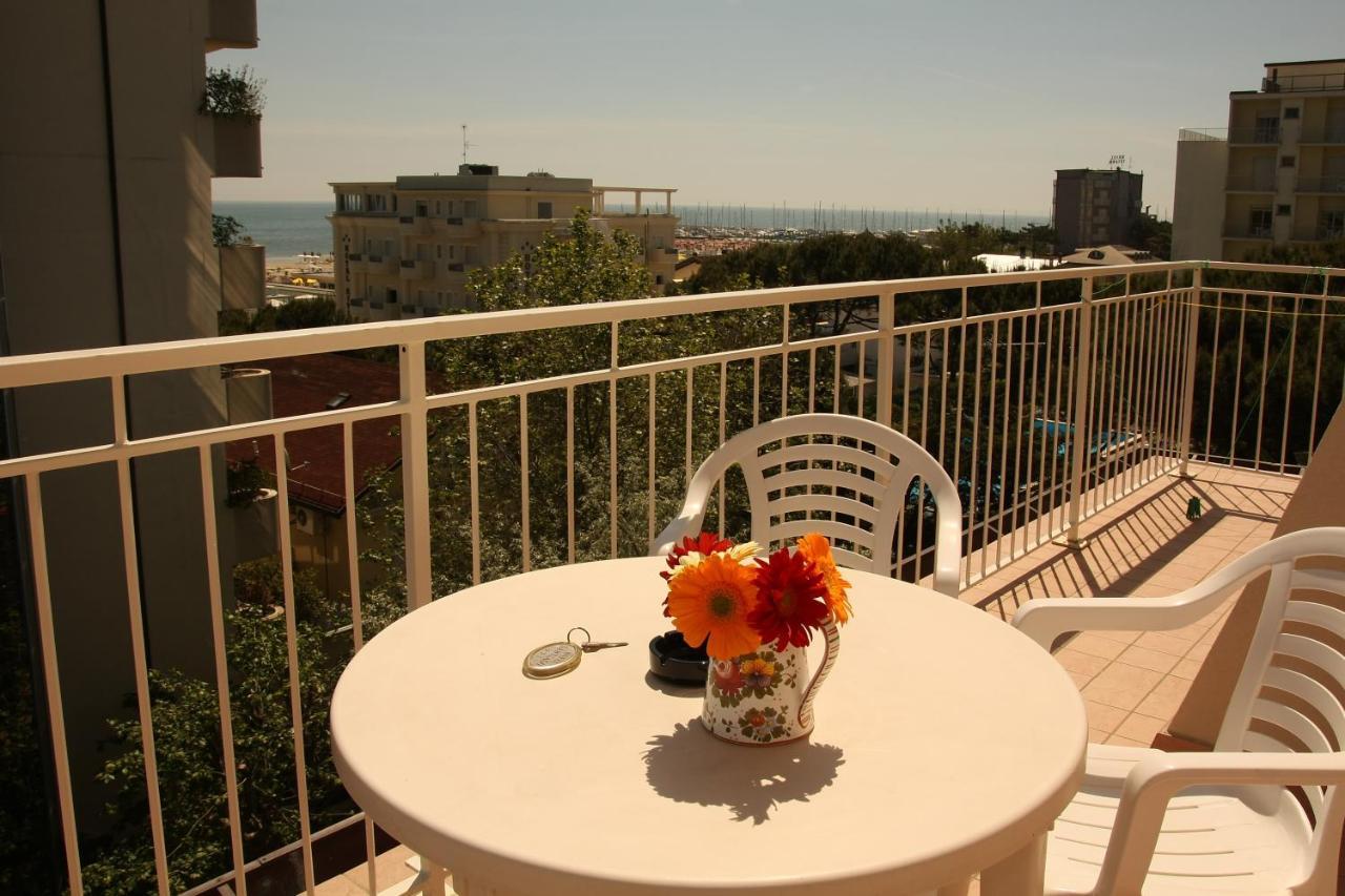 Hotel Santiago Milano Marittima Exteriér fotografie
