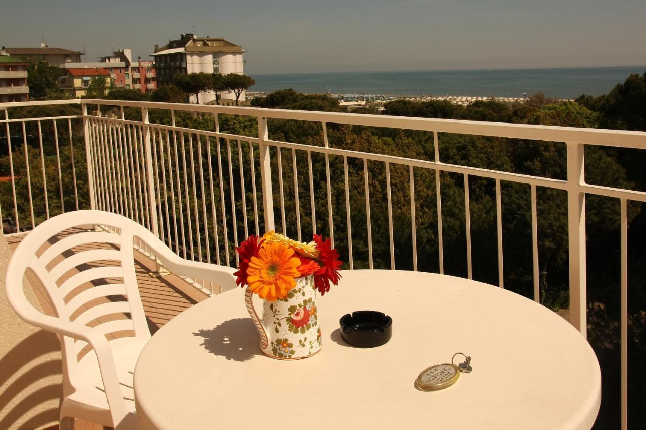 Hotel Santiago Milano Marittima Exteriér fotografie