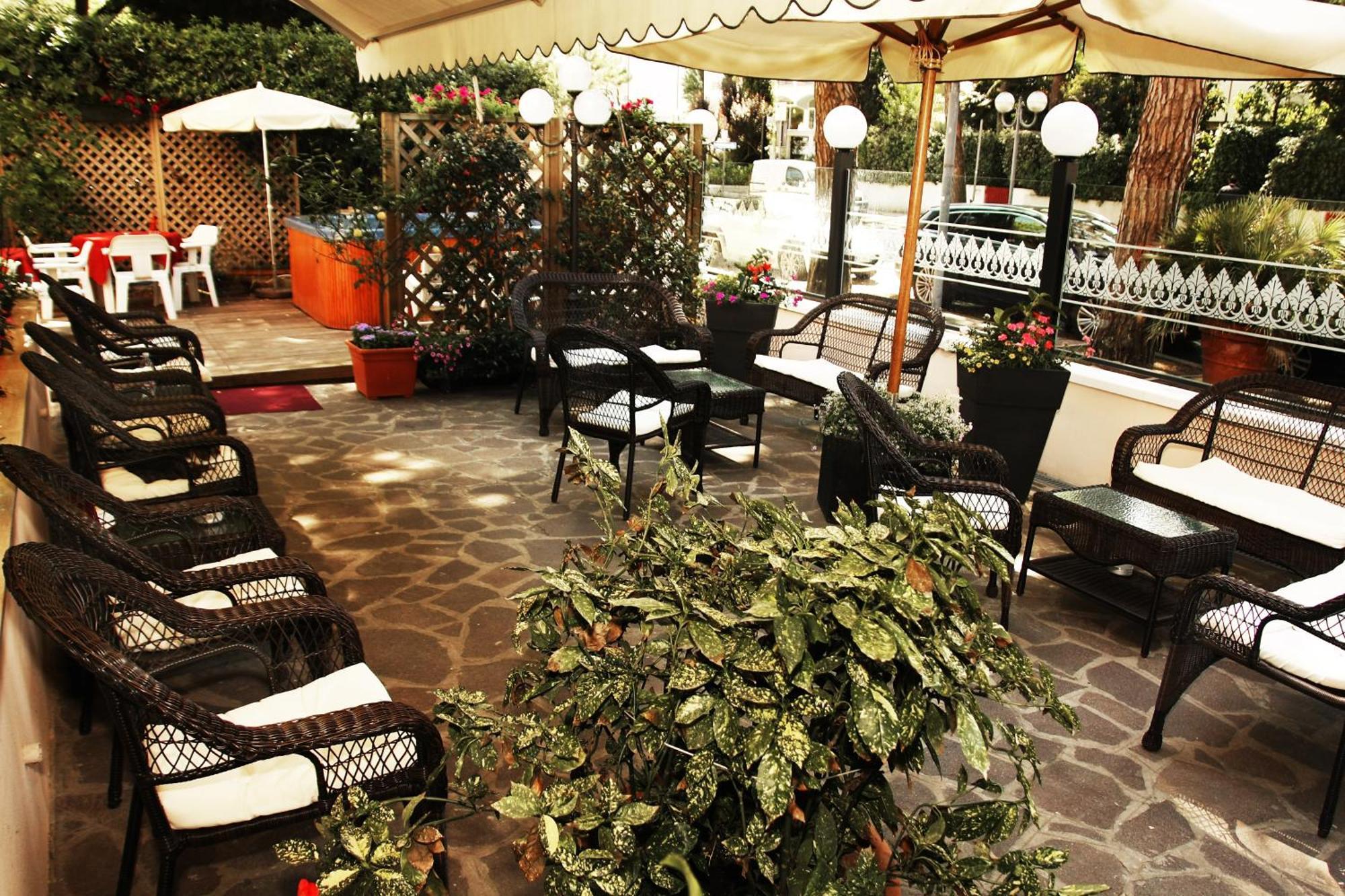 Hotel Santiago Milano Marittima Exteriér fotografie